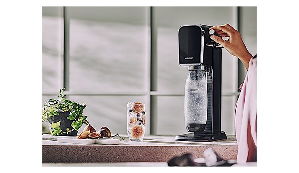SodaStream Wassersprudler Art mit CO2-Zylinder und 1L spülmaschinenfeste Flasche